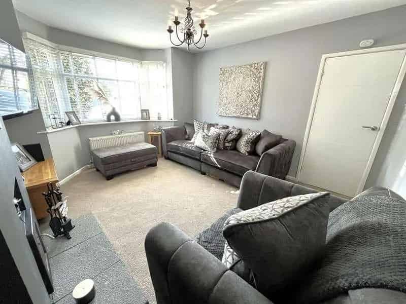 3 bed house for sale