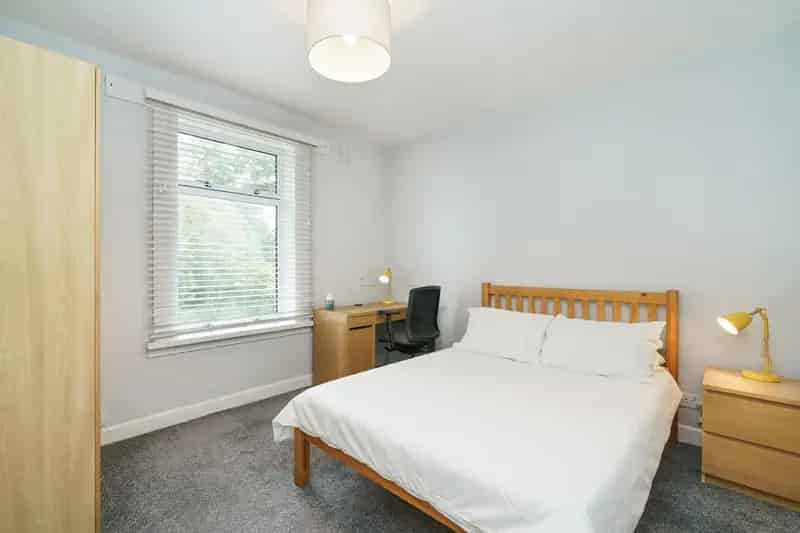 4 Bedroom Detached House for Sale in Aberdeen Near University
