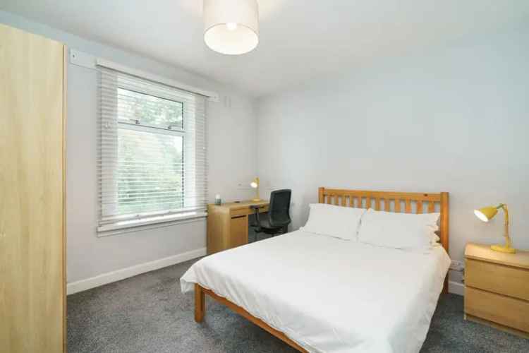 4 Bedroom Detached House for Sale in Aberdeen Near University