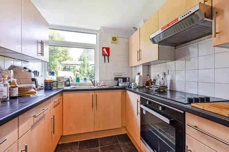 1 bedroom House of Multiple Occupation
 To Rent