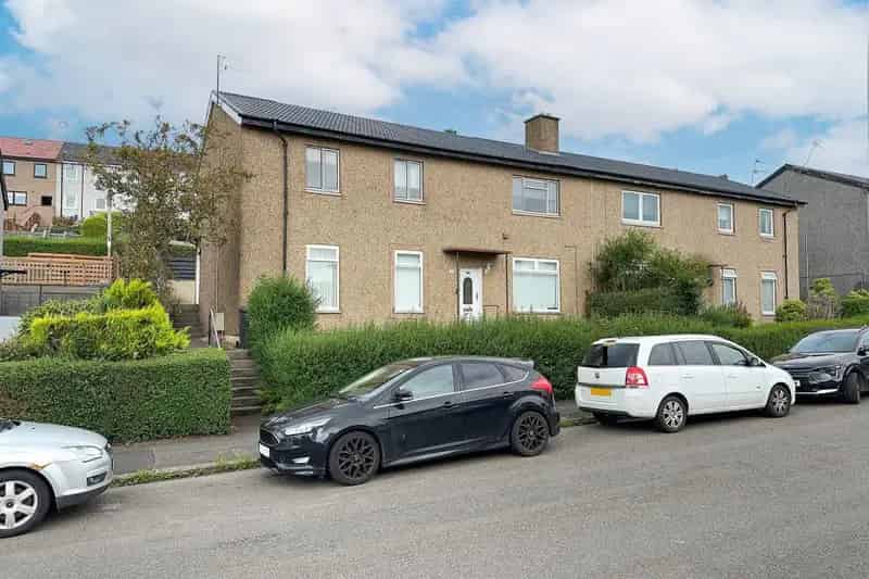 3 Bedroom Flat for Sale
