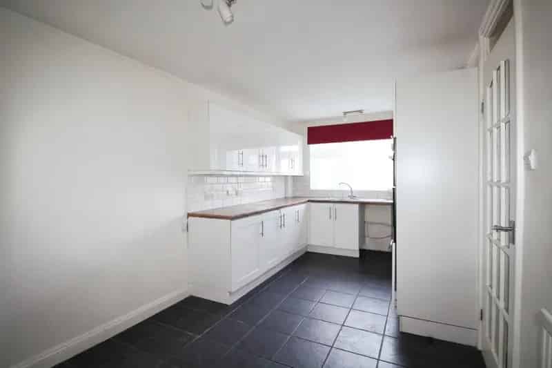 3 Bedroom End Terrace House For Sale