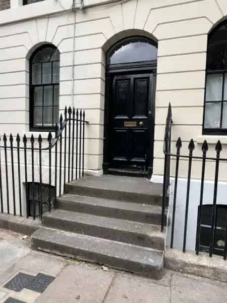 Spacious Four Bedroom Flat Near Borough Market and London Bridge