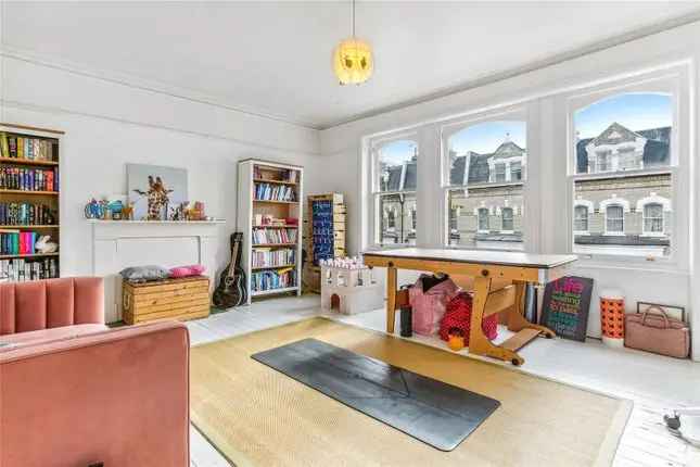 Six Bedroom Victorian House for Sale in Gunterstone Road London W14