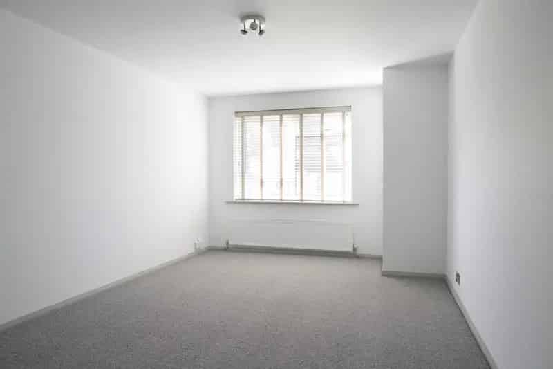 2 Bedroom Ground Floor Flat to Rent in Brighton Seven Dials