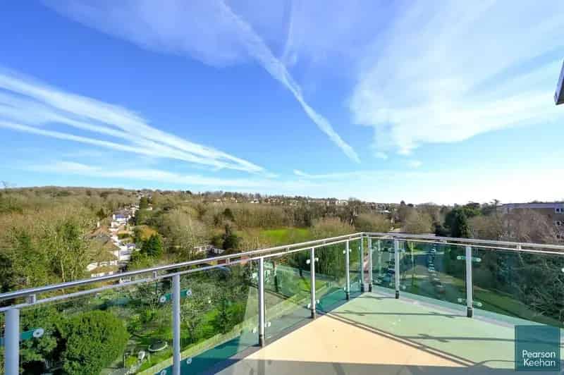 3 Bedroom Penthouse Apartment Brighton Panoramic Views Roof Terrace Garage Gym