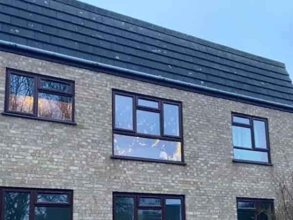 1st Floor 2 Bed Council Flat Near Station Shopping