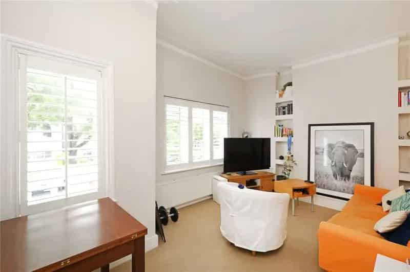 3 Bedroom Maisonette for Sale in Putney