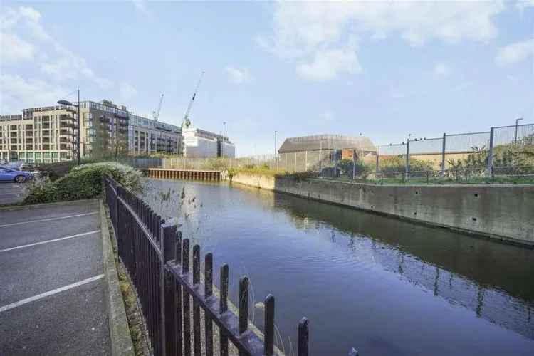 1 Bed Flat for Sale near Queen Elizabeth Olympic Park