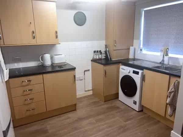 1 Bed Ground Floor Flat Private Garden Dover Deal