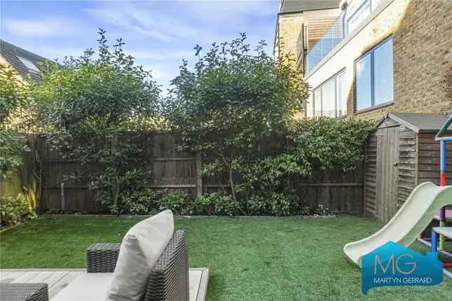 4 Bedroom Family Home For Sale East Finchley