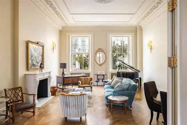 Four Bedroom Flat for Sale in Eaton Place Belgravia