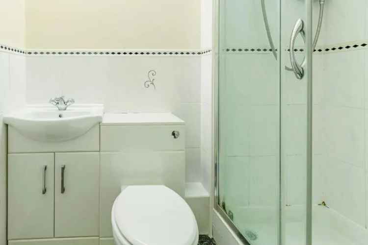 1 Bedroom Flat for Sale near York City Walls