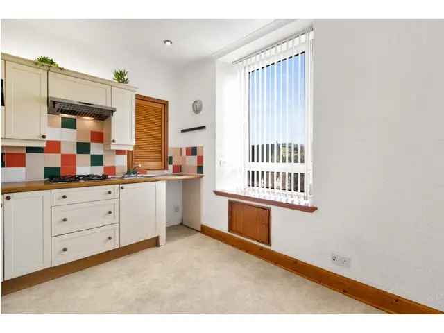 2 bedroom flat  for sale