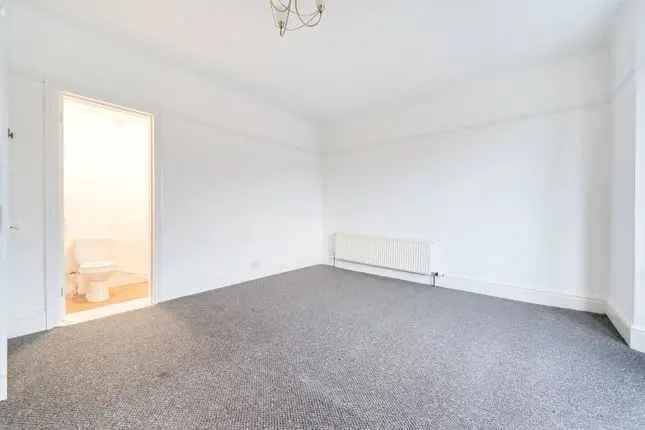 Spacious Terrace House for Sale in Bristol BS3