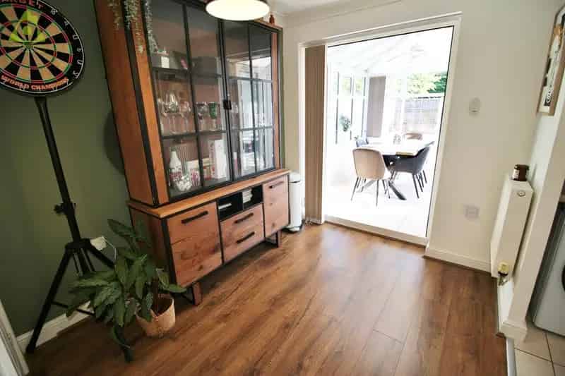 3 Bedroom Semi Detached House For Sale Westhoughton