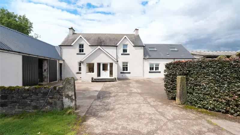West Blackbyre Farm Livestock Unit with Farmhouse and 68.22 Ha Land
