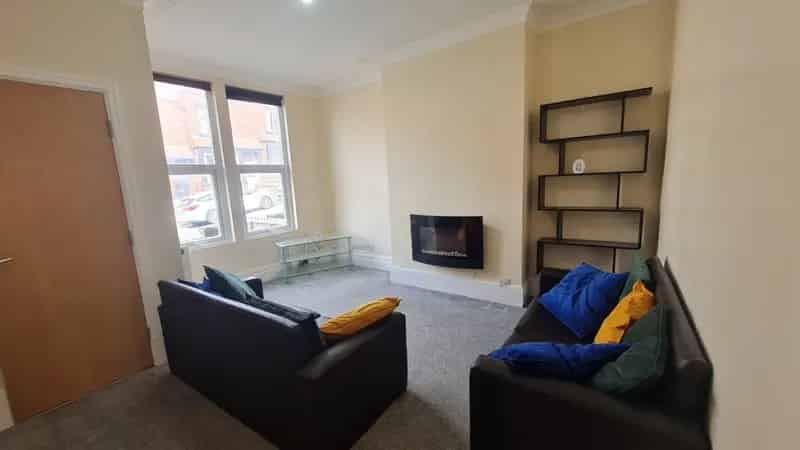4 Bedroom House To Rent