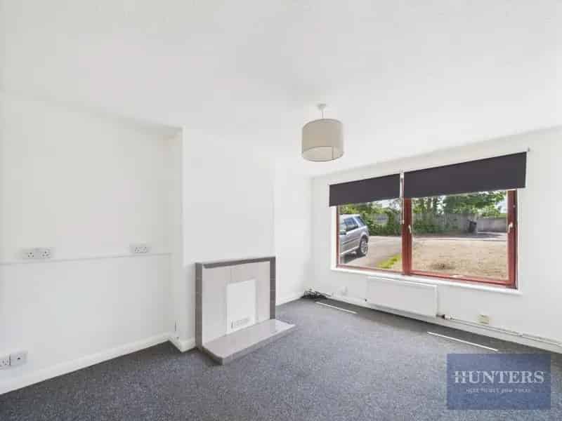 3 Bedroom House To Let Hatherley Large Garden Available Now