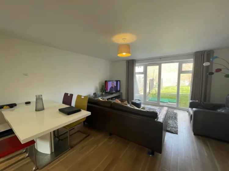 3 Bedroom House To Rent Available 2026