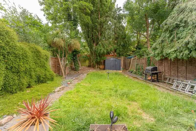 2 Bedroom Maisonette House to Rent