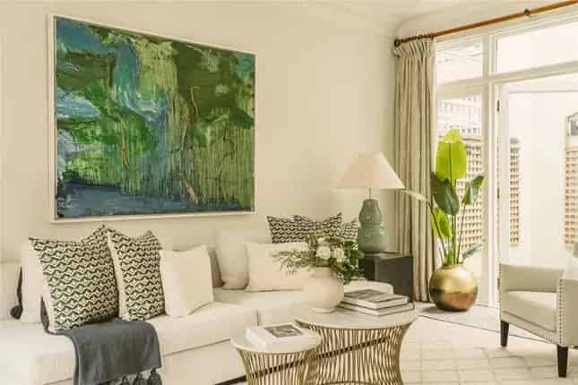 Chelsea Mews House 3 Bed 2 Bath Garage