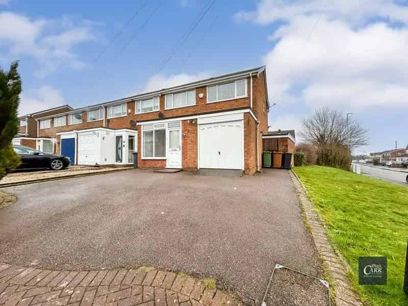 3 Bedroom End of Terrace House for Sale