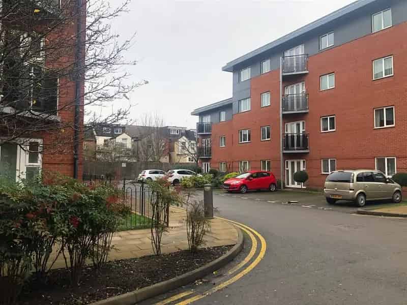 2 Bed City Centre Apartment to Rent - CV1 - Fully Furnished