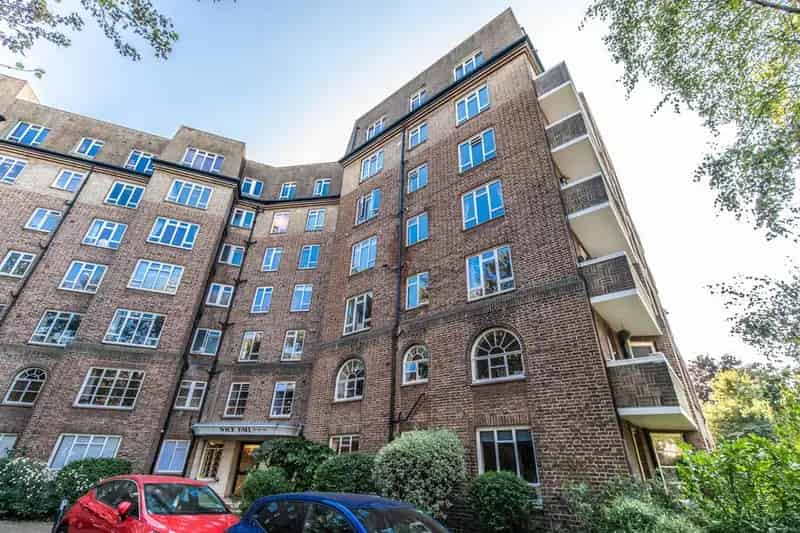 4 Bedroom Apartment for Sale