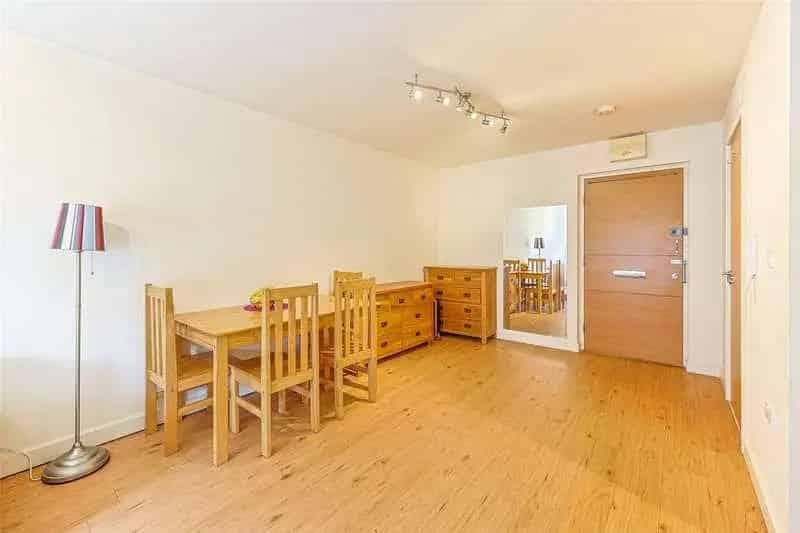 1 Bed Flat for Sale in Beaufort Park Northwest London
