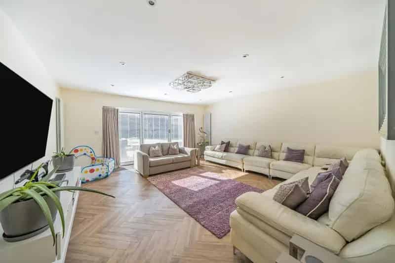 House For Sale , London, England