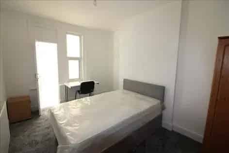 2 Double Bedroom Flat Southampton Polygon All Bills Included