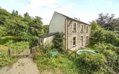 Victorian House with Garden and Planning Permission