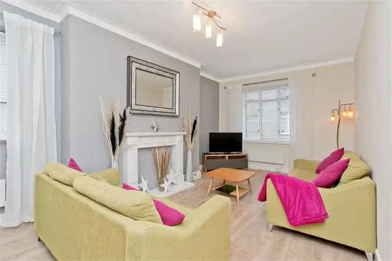 2 Bed 2 Bath Modern Flat Comely Bank Edinburgh