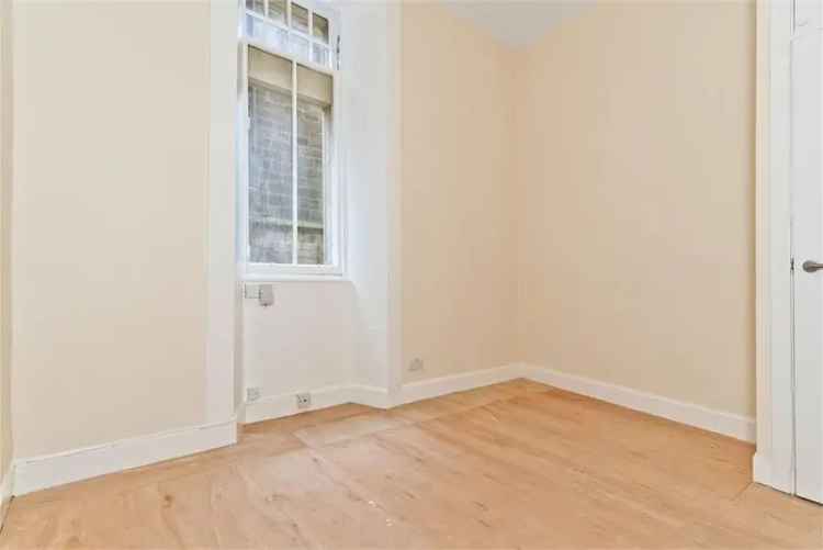 1 Bed Flat - Ground Floor with 1 Reception Room