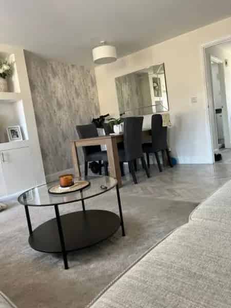4 Bedroom House Near Hospital and Amenities Eastburn