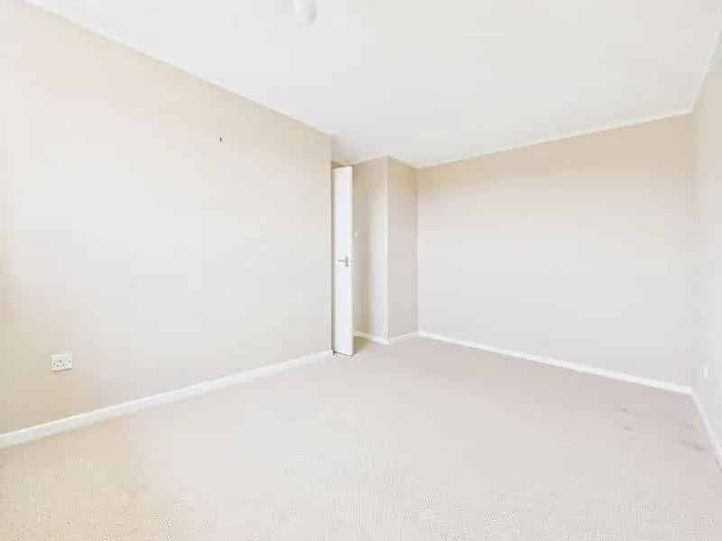 3 Bed Semi-Detached House for Sale