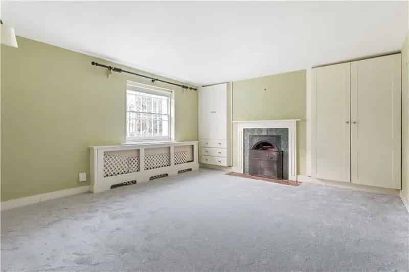 5 Bedroom Victorian House Lansdowne Conservation Area