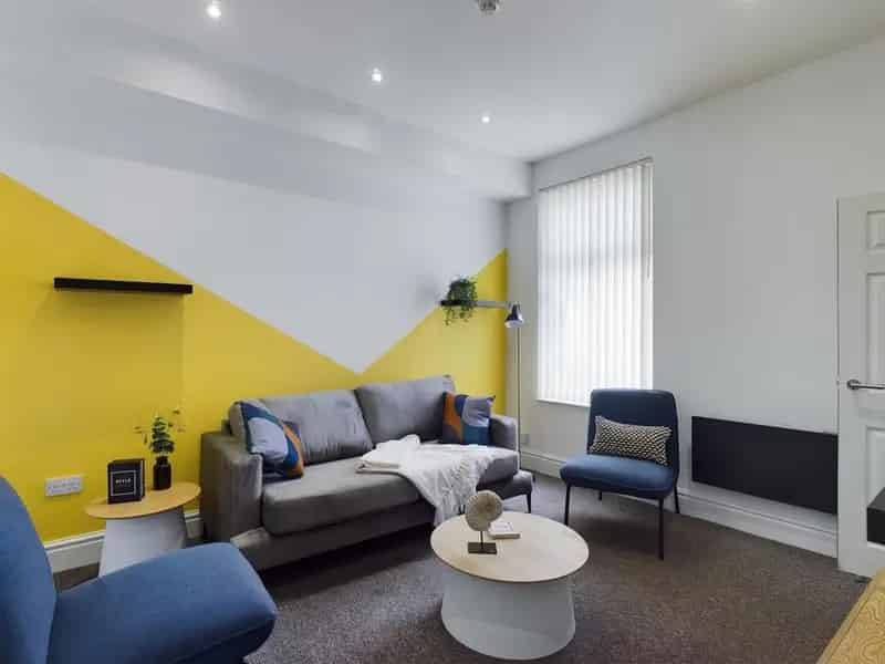 9 Bedroom House to Rent