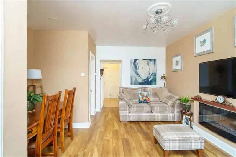 2 Bed Detached Bungalow in Bonnyrigg