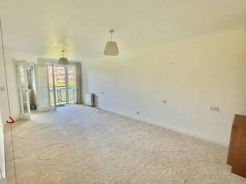 2 Bedroom Retirement Apartment Folkestone Kent