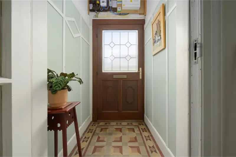 3 Bed Detached Bungalow 2 Reception Rooms Garage Gardens