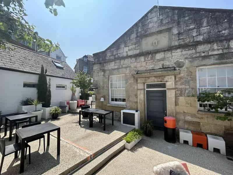 Cowes Commercial Restaurant Bar Events Venue with Accommodation