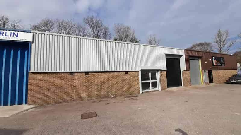 Winchester Trade Unit For Lease