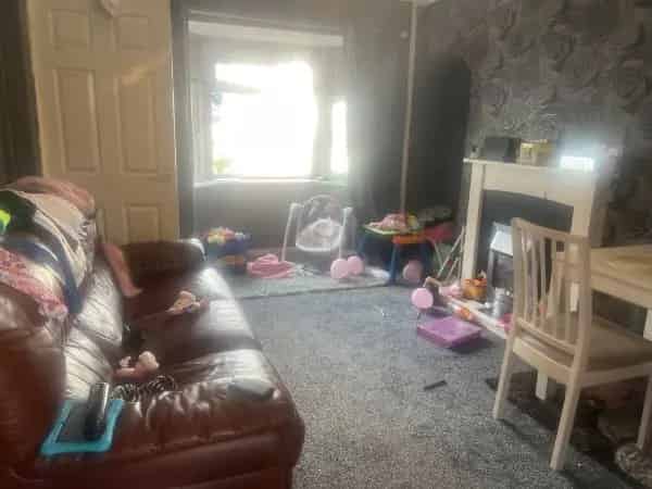 Family Home Near Amenities and Schools