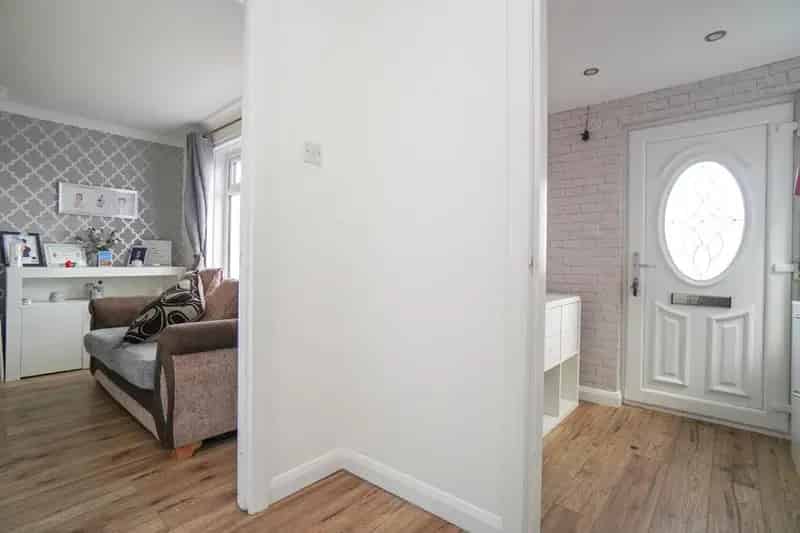 5 Bedroom Semi Detached Villa For Sale