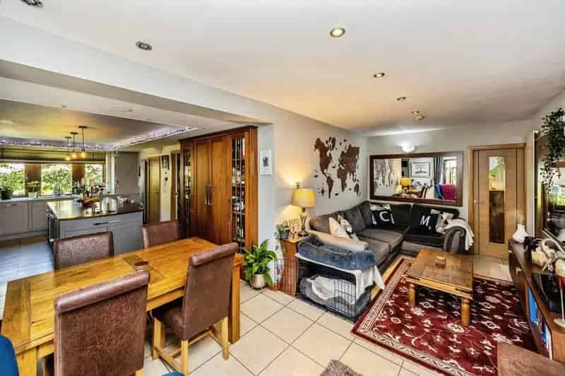 4 Bedroom Detached House for Sale Brighouse West Yorkshire