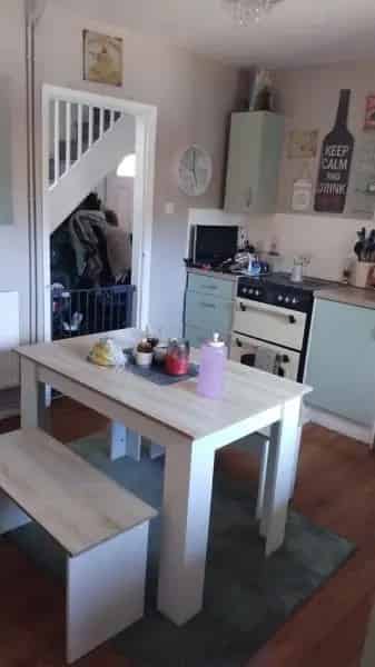 Large 3-4 Bedroom House in Sandy - Great Location