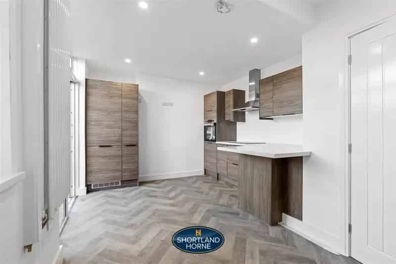 3 Bedroom End Terrace House to Rent in Coventry