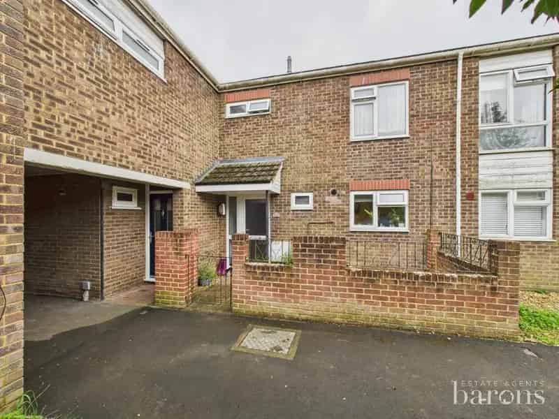 3 Bed Family Home for Sale Quilter Road